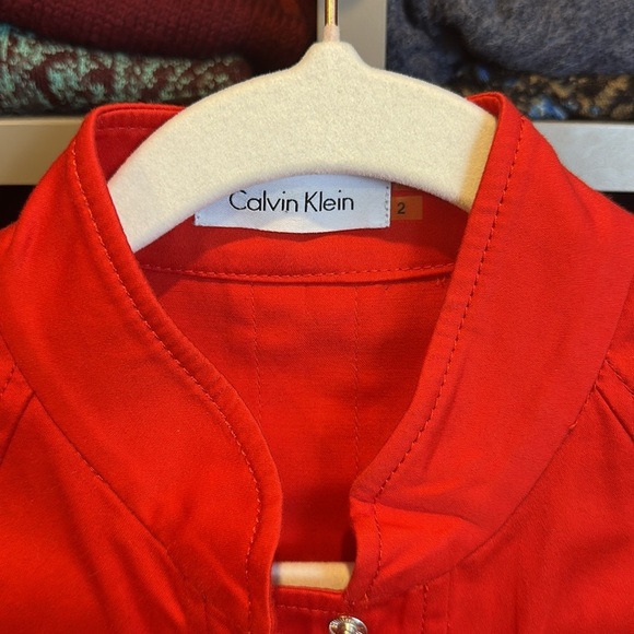 Calvin Klein red snap front closure belted 4 pocket dress size 2 - Picture 2 of 3